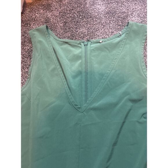 Athleta Brooklyn Jumpsuit Sz medium green Sleeveless One Piece Ribbed Pocket - Picture 3 of 3